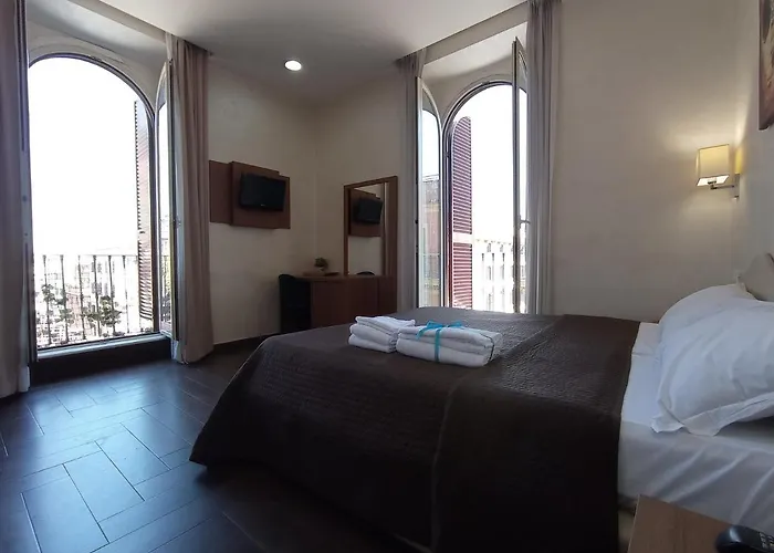 Travellers Otel 2*