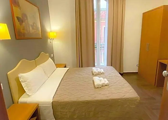 Travellers Otel